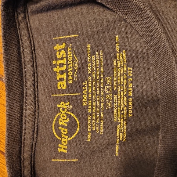 Hard Rock Miami John Lennon Imagine ❤️ - Picture 4 of 4